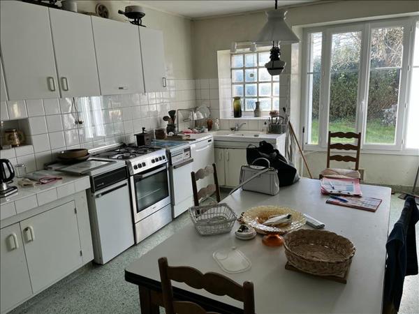 Maison à vendre |  Saint-Martin-lès-Melle |  9 pièces | 333 m²