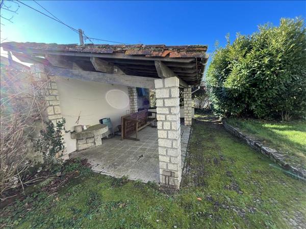 Maison à vendre |  Saint-Martin-lès-Melle |  9 pièces | 333 m²