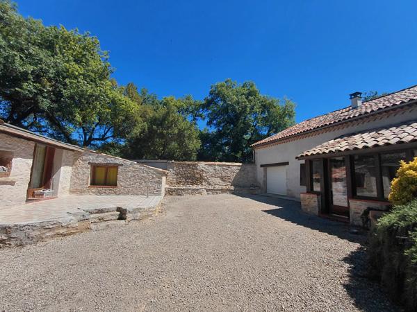 Maison écologique rénovée avec maison indépendante et jacuzzi à proximité de Montricoux