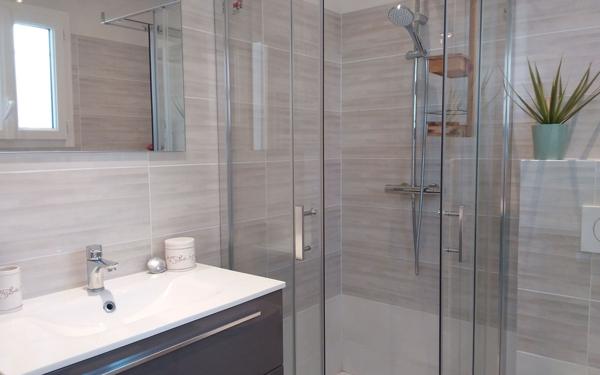 Maison à vendre    7 pièces •  Le Rouret