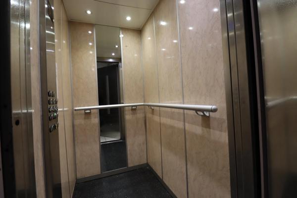 Quartier de Bellevue appartement T3 traversant de 68 M2 avec garage.