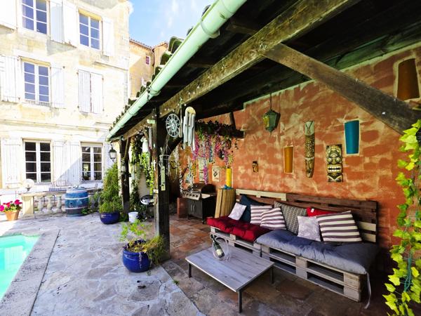 Maison de caractère avec maison d’amis au cœur de Castillon-la-Bataille