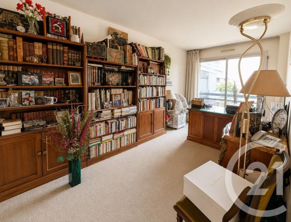 Appartement F5 à vendre  5 pièces - 99,05 m 2   PARIS  - 75011