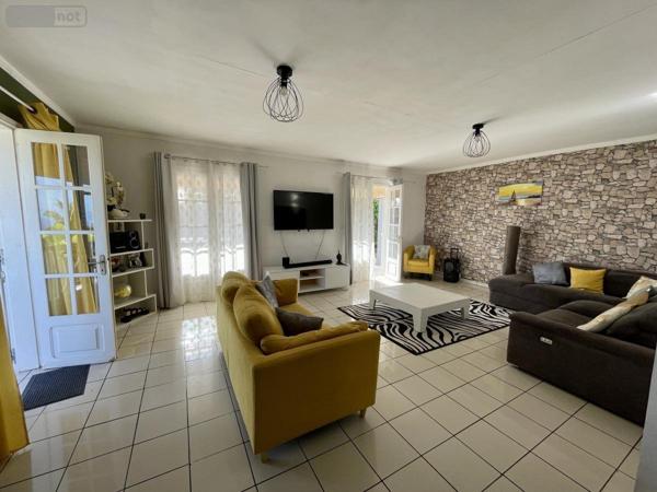 Maison à vendre à Saint-Paul à la Réunion (97411), ref : 97409-193