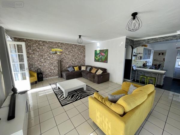 Maison à vendre à Saint-Paul à la Réunion (97411), ref : 97409-193