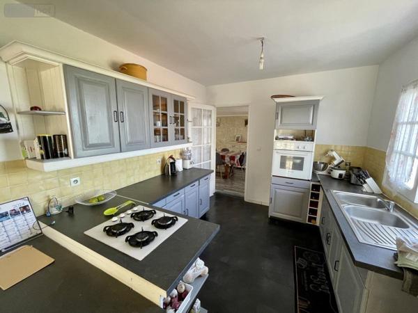 Maison à vendre à Saint-Paul à la Réunion (97411), ref : 97409-193