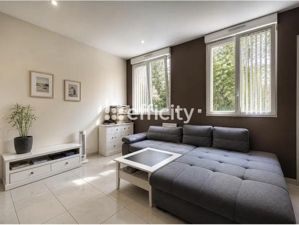 Appartement
         1 pièce
        - 29 m² Exclusivité 180 000 € *