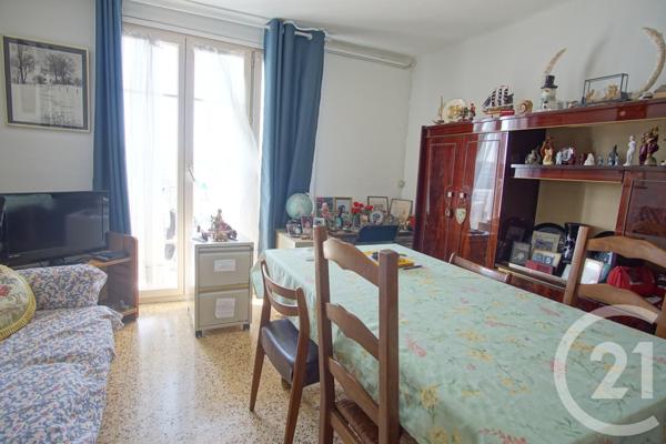 Appartement F3 à vendre  4 pièces - 62,43 m2 CHOISY LE ROI - 94