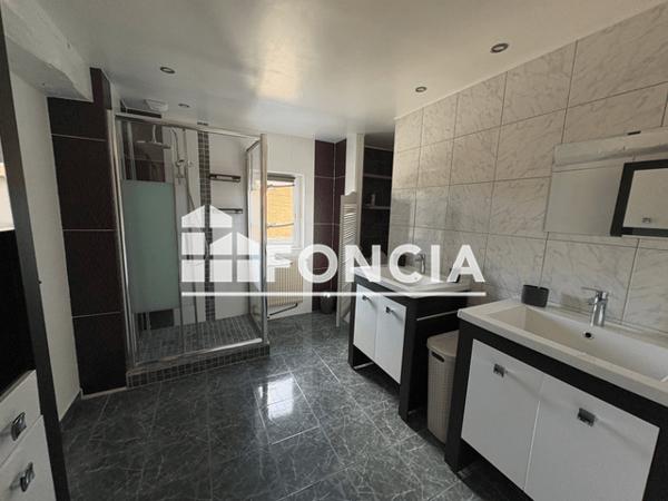 Location Maison 4 pièces 80.34 m² - 2 BIS RUE ALFRED TIPHAINE Monnaie 37380