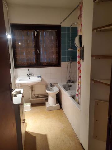 Meylan (38240) APPARTEMENT T3 - 67m² AVEC JARDIN -218m²