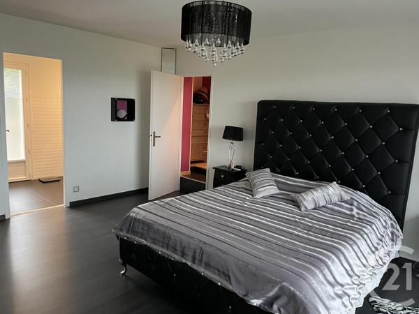 Maison à vendre  6 pièces - 202 m2 DOMERAT - 03