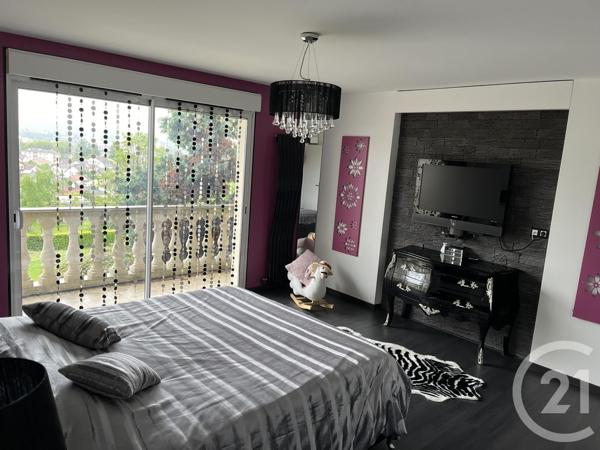 Maison à vendre  6 pièces - 202 m2 DOMERAT - 03