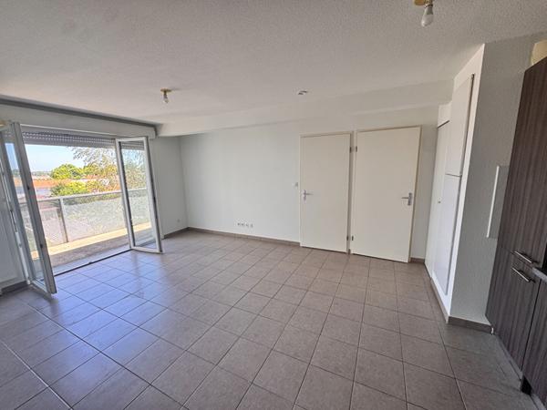 33150 Haut Cenon -  Appartement 2 pièces de 43.24 m2 avec terrasse et parking à vendre