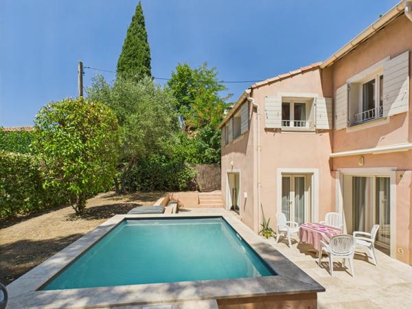 Maison de ville à 10 minutes à pied du centre d'Aix-en-Provence