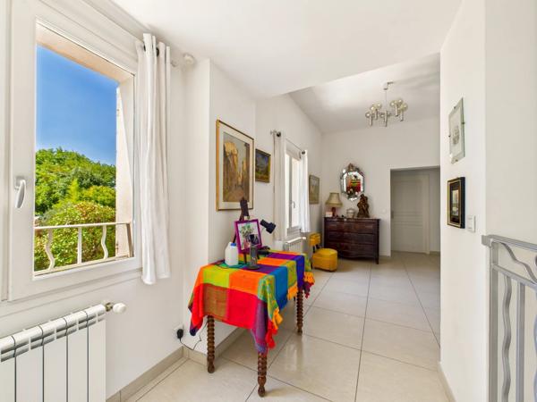 Maison de ville à 10 minutes à pied du centre d'Aix-en-Provence