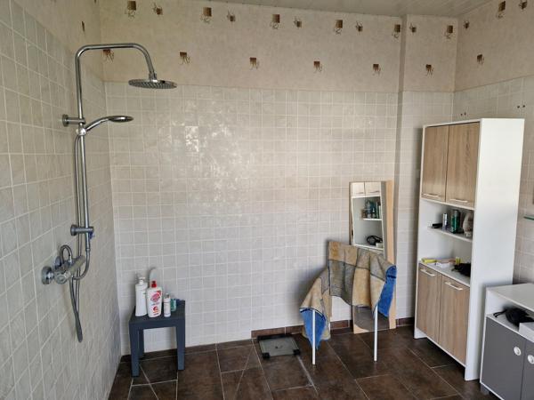 Maison charentaise de caractère avec beaux volumes (178 m²)