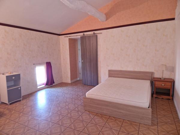 Maison charentaise de caractère avec beaux volumes (178 m²)