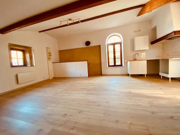 Appartement T2bis entièrement refait - Réf VAUTOUR