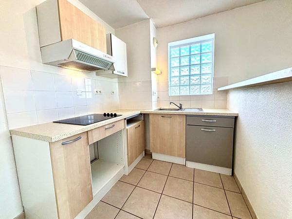Appartement T3 - ref JAUNE