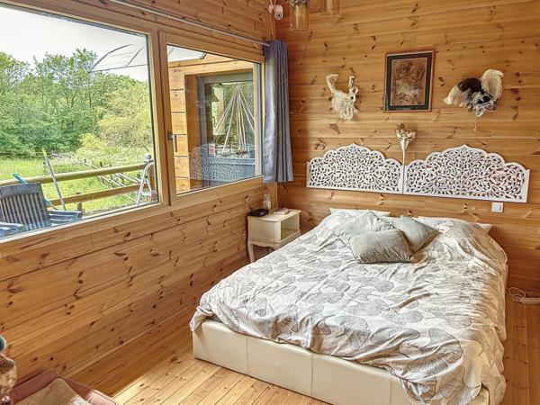 Magnifique Propriété de 2021 en bois finlandais de 135 m² + Studio indépendant de30m2 à La Haye-d'Ectot - 7550m2 terrain -