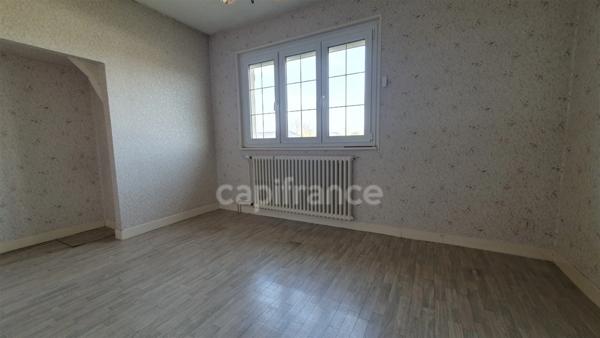 Maison à vendre 5 pièces 120m² SAINT SAUVEUR (70).