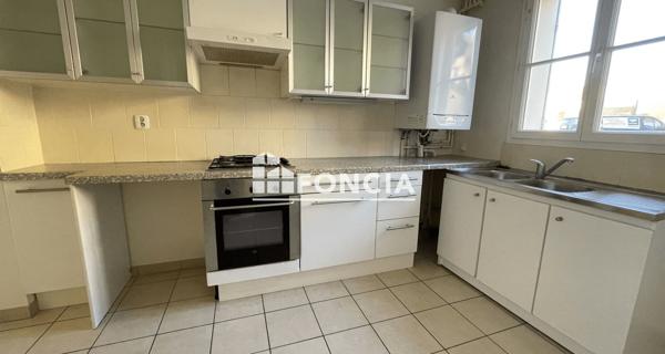 Location Maison 5 pièces 111.76 m² - Fontenay-le-fleury 78330