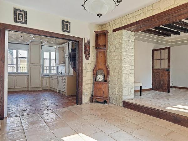 Longère 6 pièces 175 m² Le Chatelet en Brie