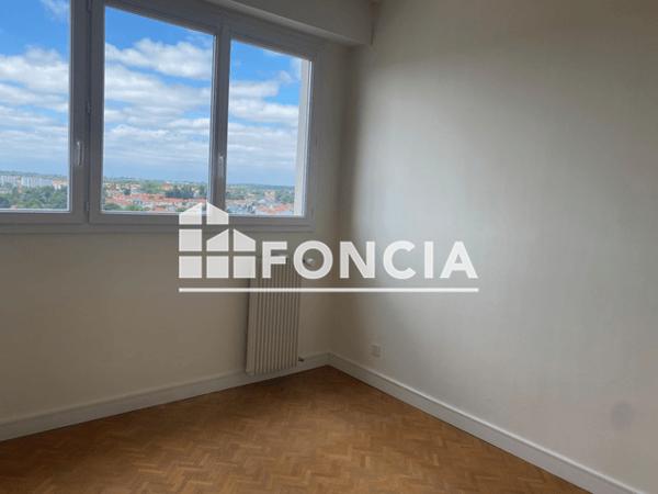 Location Appartement 2 pièces 46.25 m² - BATIMENT L'AVEN Cholet 49300
