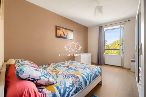 SECTEUR HOPITAL – MAISON 162m² RENOVEE – PARCELLE 3000m² + MAISON A RENOVER 80m²