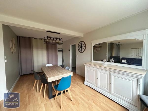 Appartement à louer 2 pièces 50.12m²