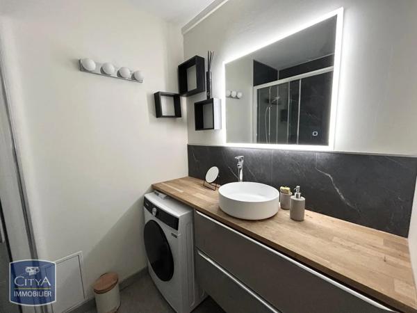 Appartement à louer 2 pièces 50.12m²