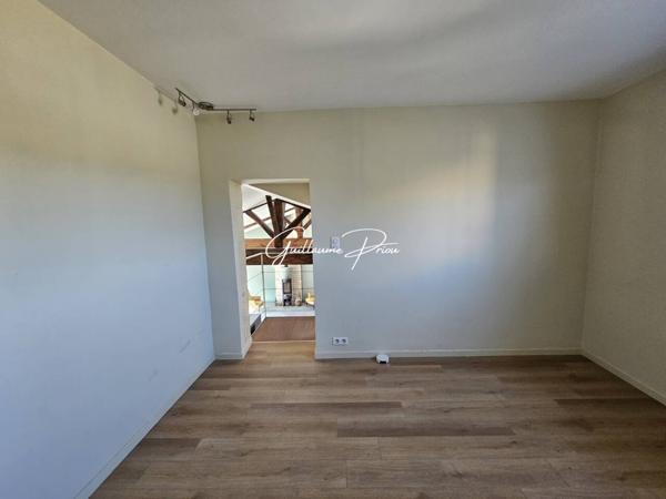 Maison à vendre 8 pièces de 242 m²