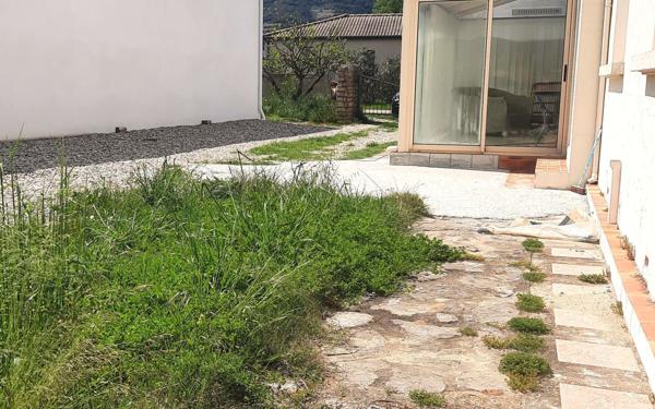 Maison à vendre    3 pièces •  Vallon-Pont-d'Arc