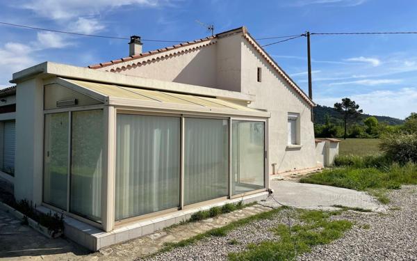 Maison à vendre    3 pièces •  Vallon-Pont-d'Arc