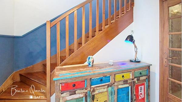 Maison familiale avec sous-sol total et terrasse