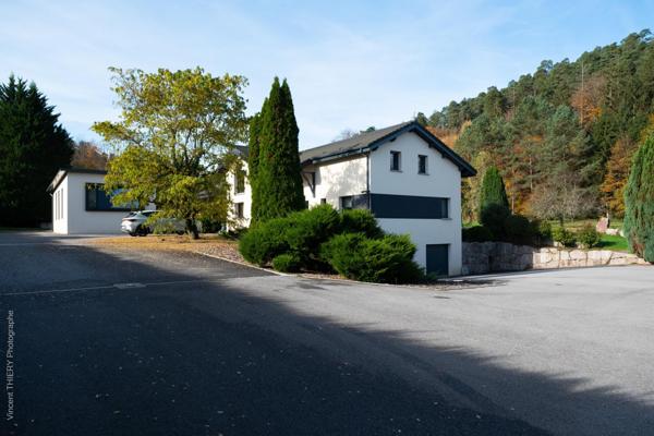 Somptueuse villa dans une cadre exceptionnel, excellent état général, prestations haut de gamme, performances énergétiques au top !