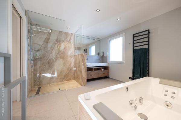 Somptueuse villa dans une cadre exceptionnel, excellent état général, prestations haut de gamme, performances énergétiques au top !