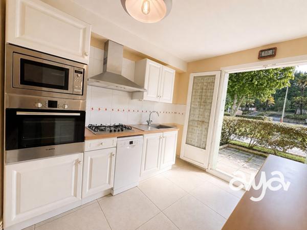 AVENUE LAJARRIGE GRAND T3 DE 85 M² AVEC TERRASSE, BALCON ET PARKING PRIVÉ