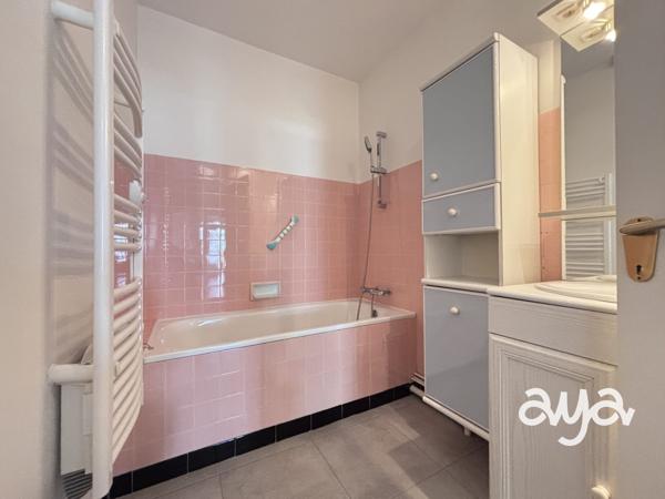 AVENUE LAJARRIGE GRAND T3 DE 85 M² AVEC TERRASSE, BALCON ET PARKING PRIVÉ