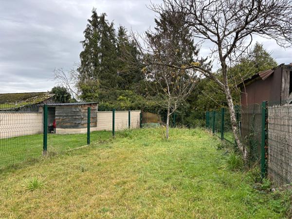 Charmante maison entièrement rénovée, située dans un quartier paisible de La commune du Lude