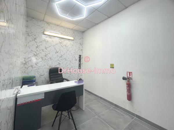 Commerce à vendre de 180 m²
