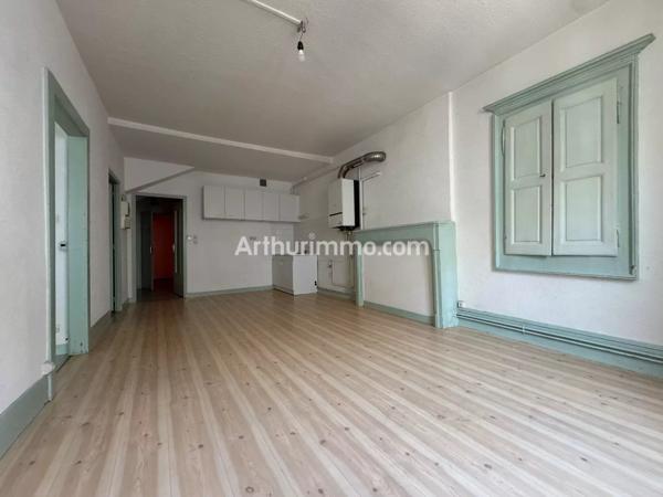 Location                                                      Appartement
                        
                     3 pièces                      57 m2                     à Lons-le-Saunier