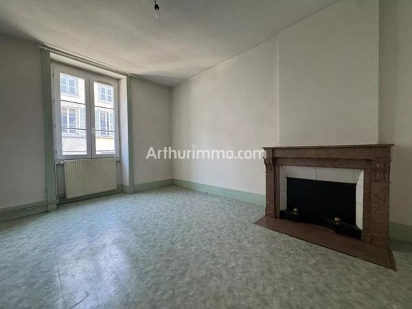 Location                                                      Appartement
                        
                     3 pièces                      57 m2                     à Lons-le-Saunier