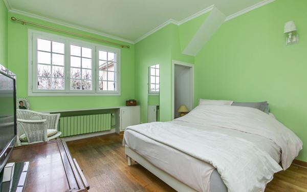 Maison à vendre    5 pièces • 119 m2 Saint-Maur-des-Fossés