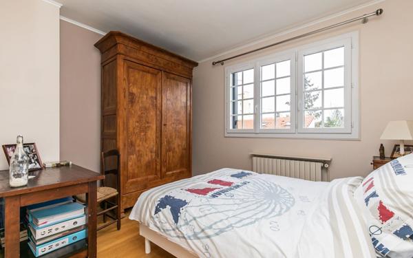 Maison à vendre    5 pièces • 119 m2 Saint-Maur-des-Fossés