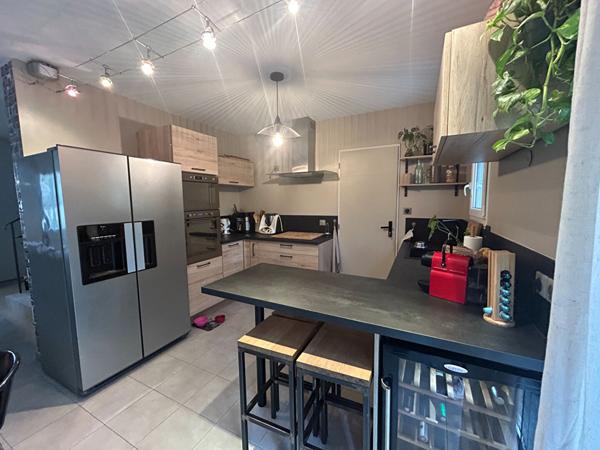 A VENDRE Maison Entraigues Sur La Sorgue 4 pièce(s)