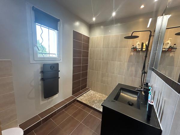 A VENDRE Maison Entraigues Sur La Sorgue 4 pièce(s)