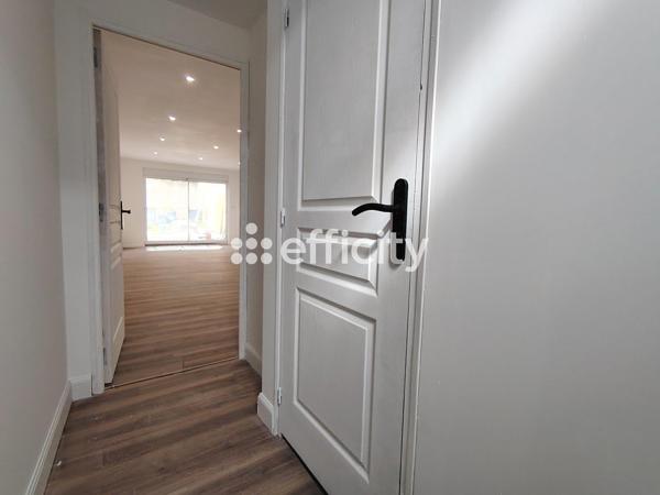 Maison
         4 pièces
        - 75 m² 147 000 € *