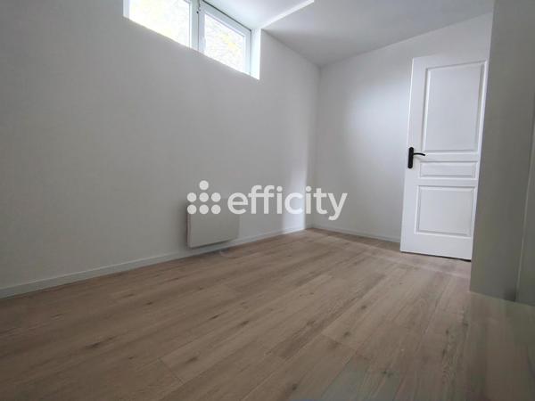 Maison
         4 pièces
        - 75 m² 147 000 € *