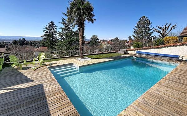 Maison à vendre    4 pièces •  Saint-Just-Saint-Rambert